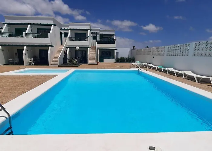 公寓 Puerto Del Carmen, Near Beach, Fast Wifi, Pool *